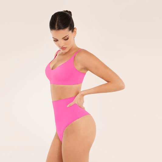 Magasderekú formáló tanga bugyi – Láthatatlan hatás, magabiztos vonalak